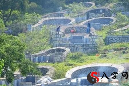 墳上放什麼會破壞風水